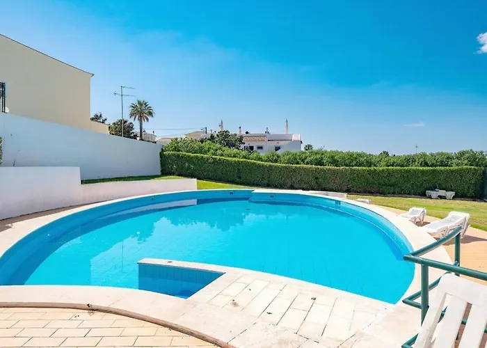 T1 C/piscina E A 300m Apartament
