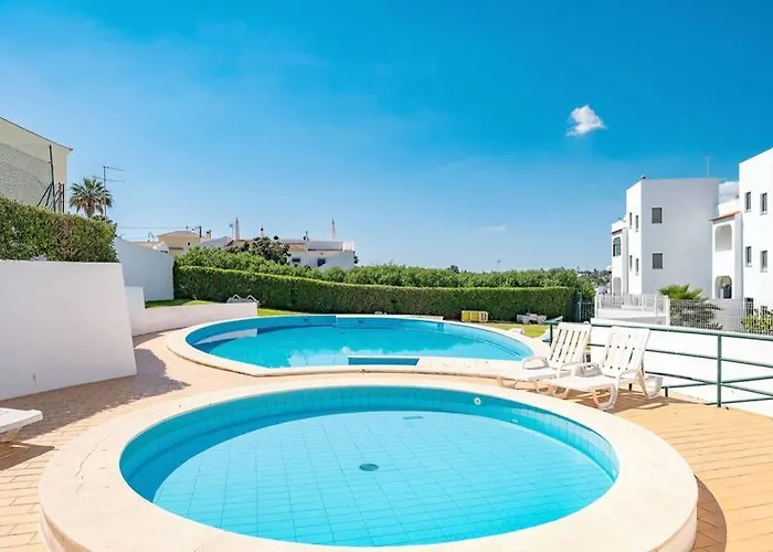 T1 C/piscina E A 300m Apartament